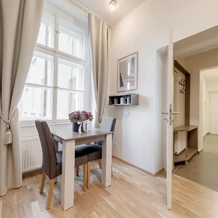 Maison 1832 C Apartmán *